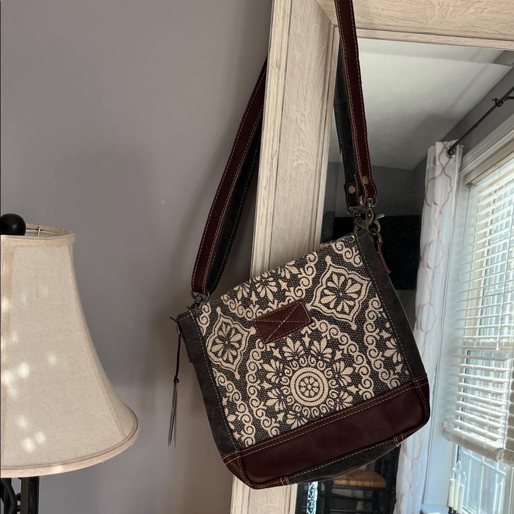 MYRA BAG